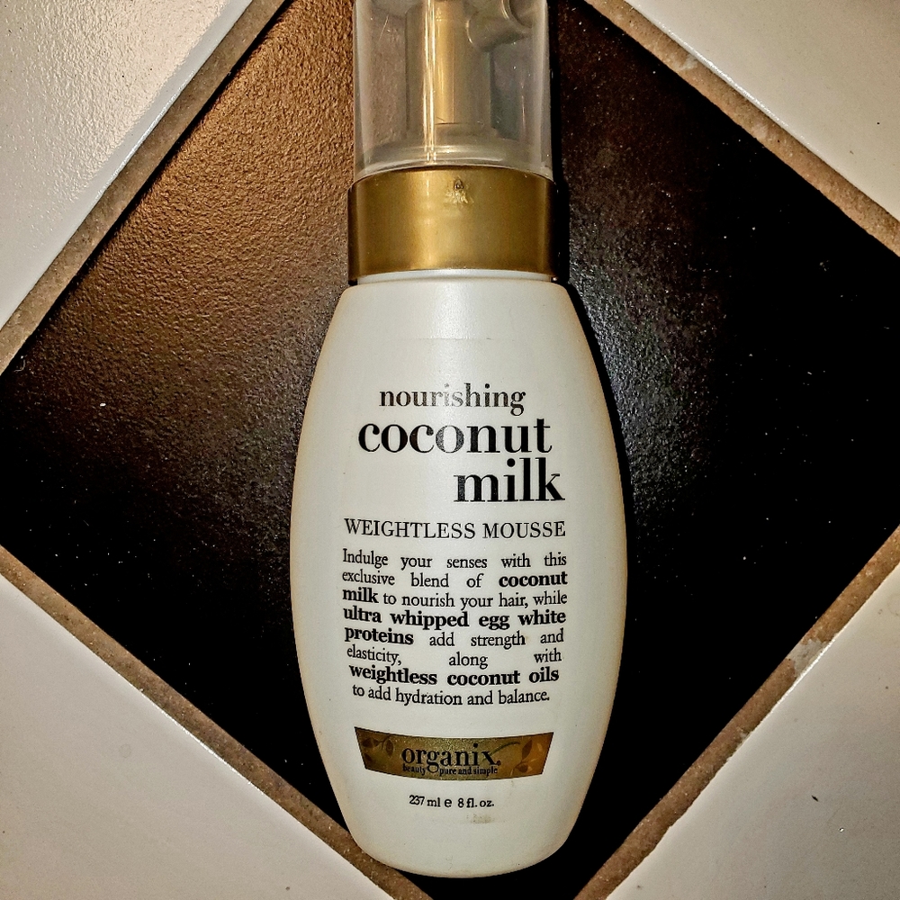 COPY - NWOT-Organix Nourishing Weightless Hair Mousse